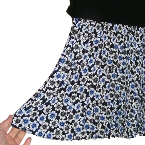 KATE SPADE Dress, S, Knit Top, Hollyhock Floral Pleated Skirt, Short sleeves - Picture 6 of 12